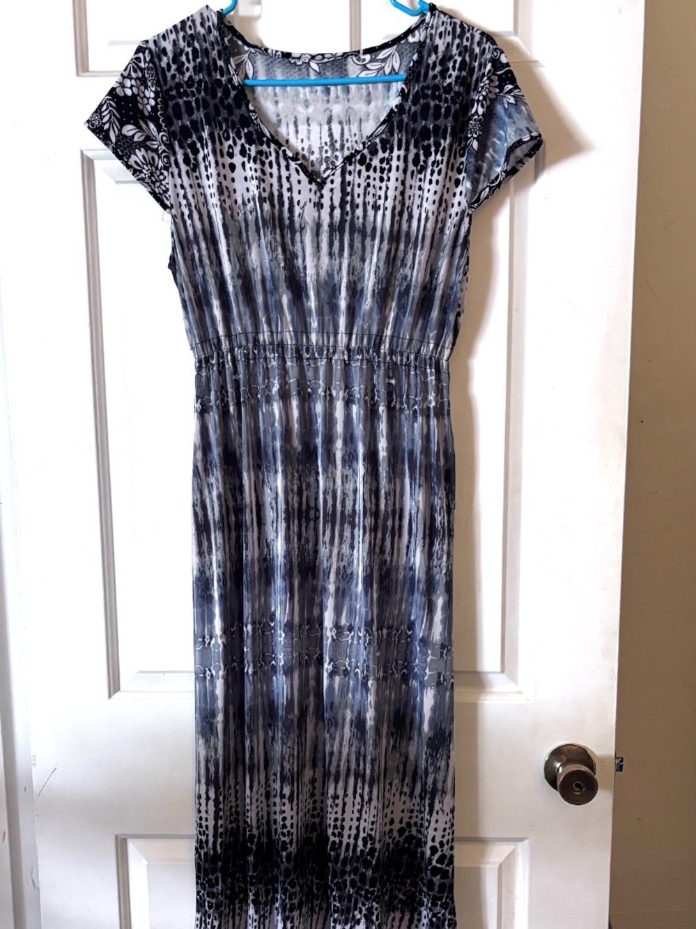 Women's Black & white Tie-Dye floral Maxi Dress